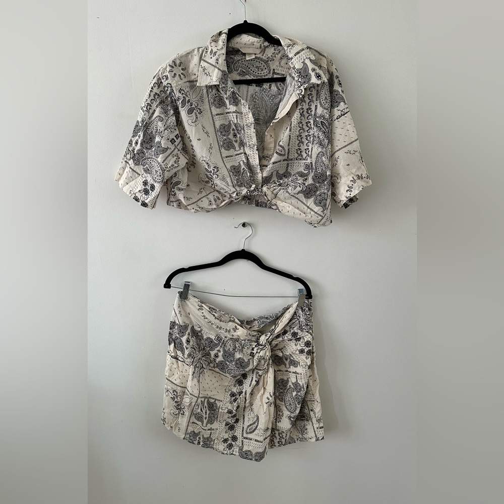 H&M Resort Paisley Set